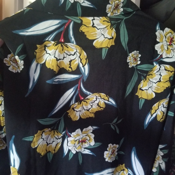 Shirt dress - Picture 8 of 15